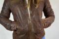 W14 női kapucnis bőrdzseki